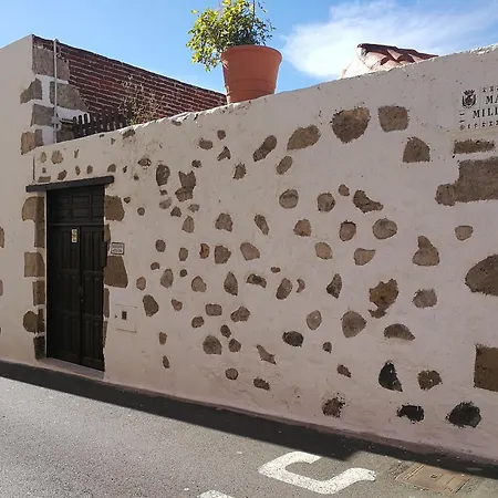 La Piedra Viva , Siete Hermanos 2* Agüimes